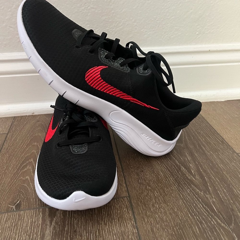 Nike men’s  Black and Red Athletic Sneakers‎